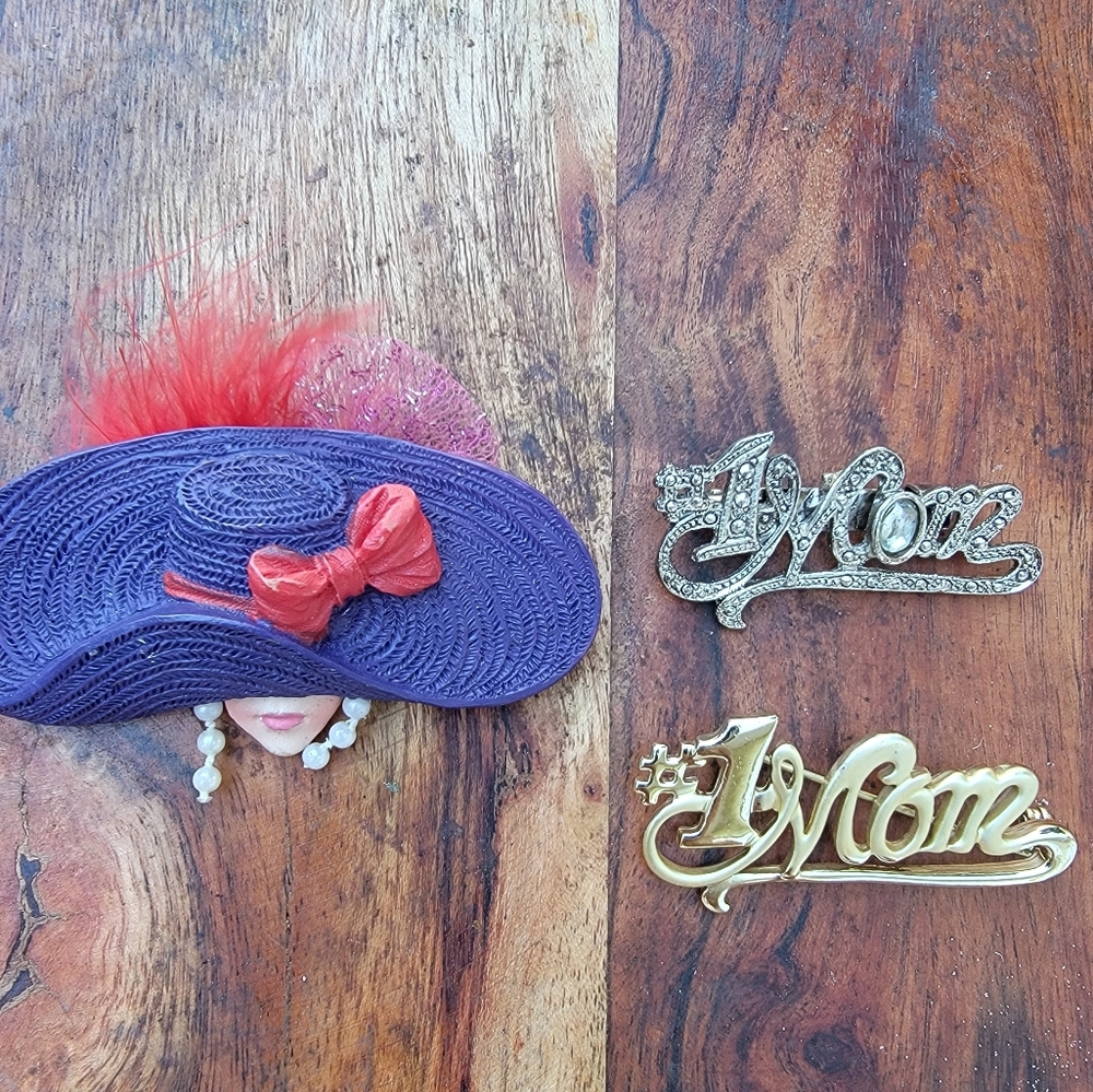 Brooch 3 for the price of one